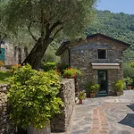 Paggi Bed & Breakfast Carasco
