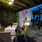 Paggi Bed & Breakfast Carasco