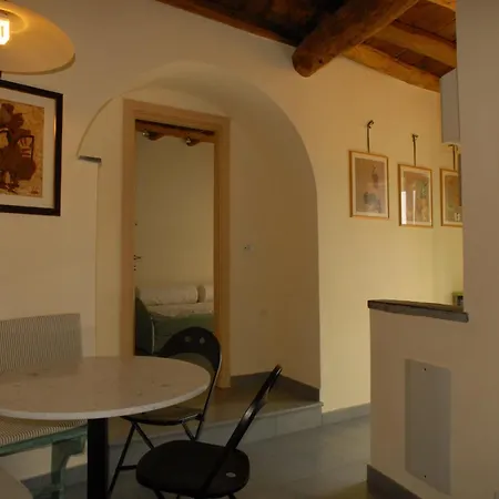 Paggi 4* Carasco