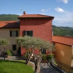 Paggi Bed & Breakfast