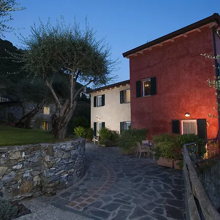 Paggi Bed & Breakfast Carasco